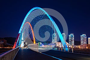 Expro bridge at night in daejeon