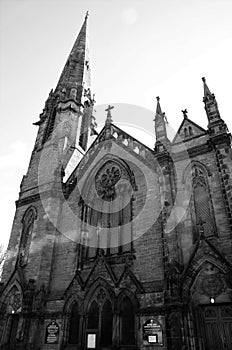 Exterior of Dundee West Church - Dundee Architecture