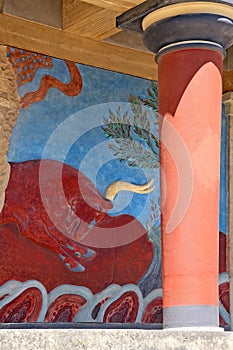 Exterior fresco of bull and classical Minoan column, Knossos, Crete Island, Greece