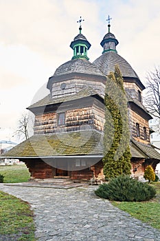 Exteriér Narození Madony dřevěný kostel Nejsvětější Trojice