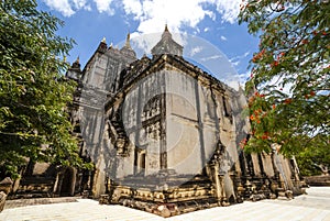 Exterior of the Thatbyinnyu Pahto, Bagan, Myanmar, Asia