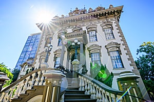 Exterior view of the Leland Stanford Mansion, Sacramento