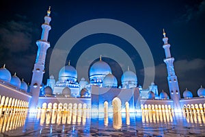 Exterior view of Sheikh Zayed Mosque in Abu Dhabi at night, UAE