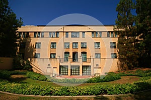 Exterior view of Sherman Fairchild Library of the California Institute of Technology