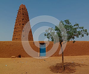 Exterior view to Grand mosque of Agadez, Niger