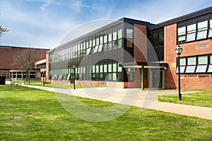 Exterior view of a typical American school building