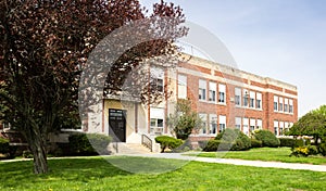 Exterior view of a typical American school building