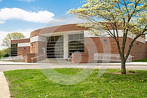 Exterior view of a typical American school building