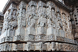 Exterior wall relief carvings on the Hoysaleshwara temple