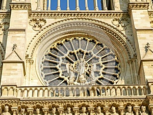 Exterior of western rose window of Notre Dame de Paris