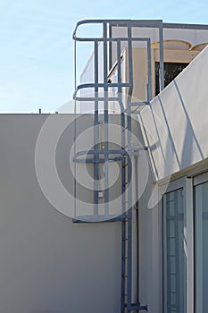 External Mount Ladder