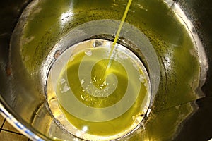 Extra virgin olive oil extraction process in olive oil mill