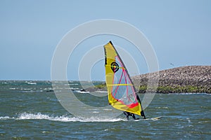 Extreem watersport in cold water of North Sea