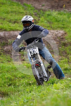 Extreme downhill under rain