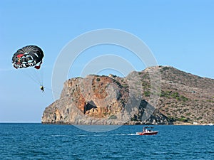 Extreme entertainments, flight with parachute