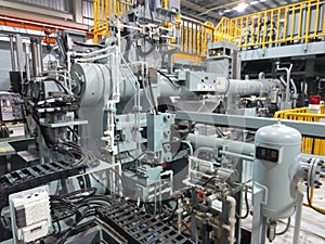 Extrusion aluminium machine photo