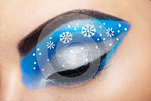 Eye girl makeover snowflakes