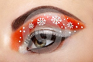 Eye girl makeover snowflakes