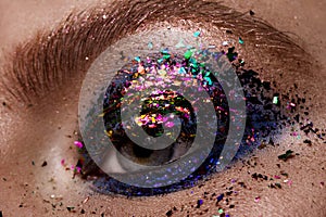 Eye Makeup. Beautiful Eyes Glitter Make-up.