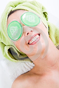 Eye-Pads and laughing