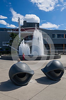 Eyes sculpture and a fountain