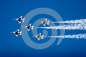 F-16 Thunderbird fighter jets