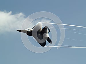 F-22 rapid turn