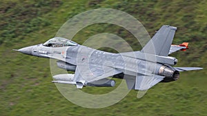 F16 fighter jet aircraft photo