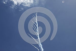 F-16 flight flaring in the sky