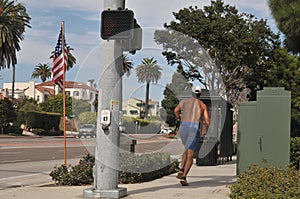 70F teperaptue in San diego male running in heat waves