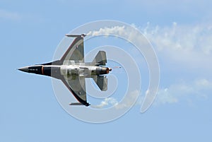F16 photo