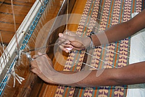 Fabric hand loom