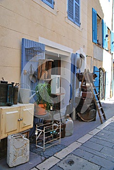 The facade of antique shop in a narrow bystreet