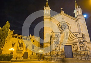 Facade Basilica of Santa Maria of Vilafranca night photo