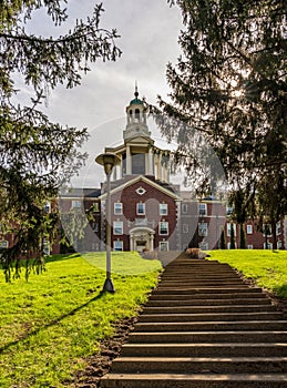 Facade of iconic Stuyvesant Hall at Ohio Wesleyan University