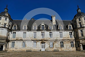 The facade on the inner courtyard of the Tanlay castle