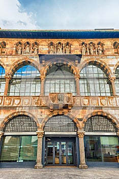 Loggia degli Osii, historical building in Piazza Mercanti, Milan photo