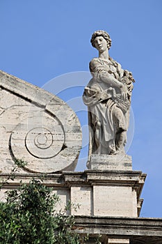 Facade of Saint Francesca Romana Basilica