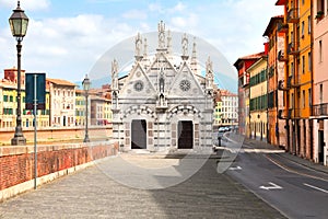 Facade of Santa Maria della Spina - the small church in the Italian city of Pisa.