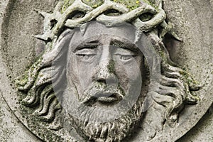 Face of Jesus Christ crown of thorns statue