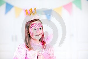 Face painting for little girl birthday party