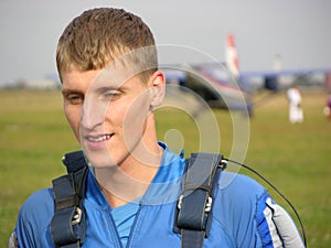 Face parachutist. first time. photo