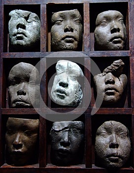 Face sculpture