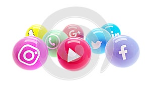 Social Networks in shiny polished balls for social media marketing