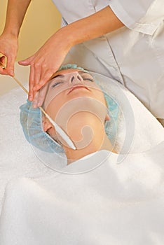 Facial cryogenic massage