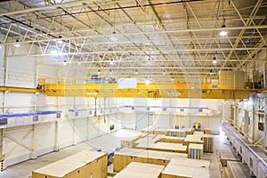 Factory overhead crane