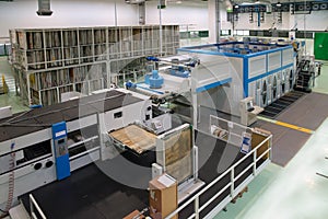 Factory - Production of cardboard foodstuff containers