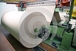 Factory to produce corrugated cardboard