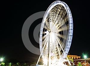 Fairy wheel in an amusement park during night time