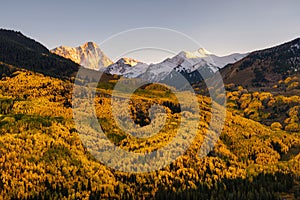 Fall color Capital Peaks, snowmass village, Colorado